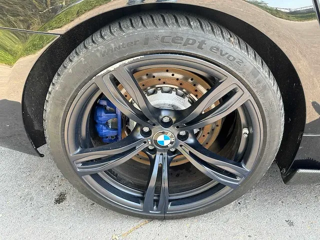 Bmw - m5 - personenauto - afbeelding 38 van  47