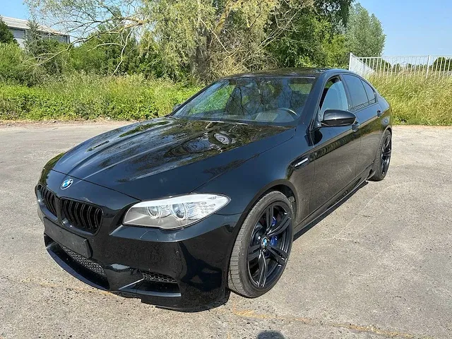 Bmw - m5 - personenauto - afbeelding 43 van  47