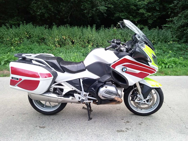 Bmw - r 1200 rt - motorfiets - afbeelding 1 van  12
