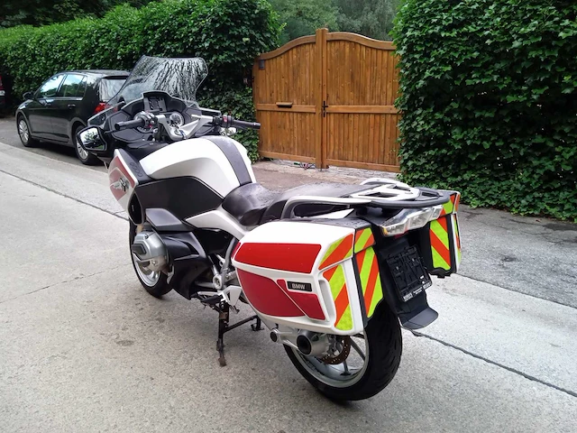 Bmw - r 1200 rt - motorfiets - afbeelding 12 van  12