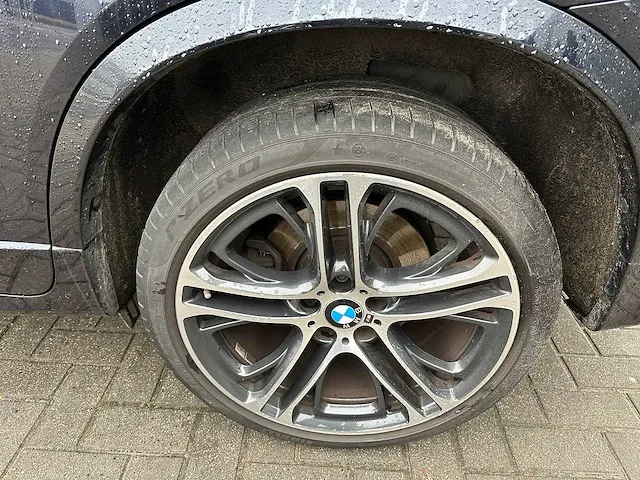 Bmw - x4 - personenauto - afbeelding 22 van  30