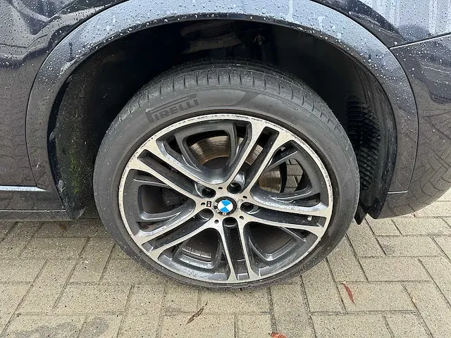 Bmw - x4 - personenauto - afbeelding 24 van  30