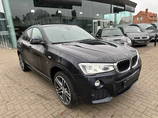 Bmw - x4 - personenauto - afbeelding 27 van  30