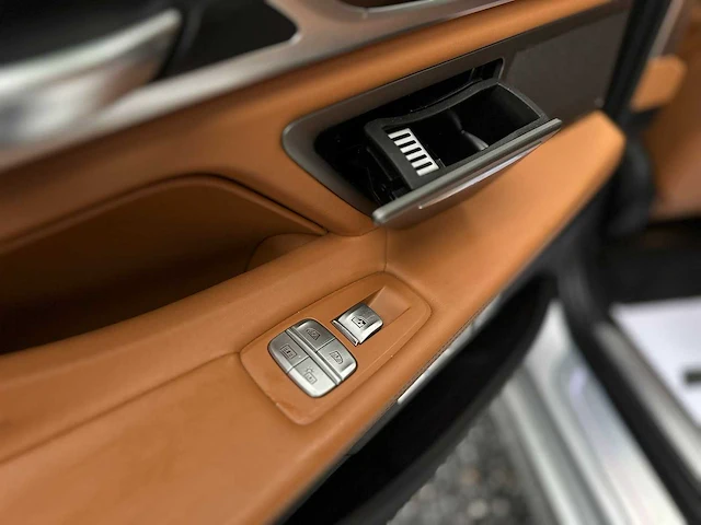 Bmw -7l xdrive , 2017 - afbeelding 10 van  31
