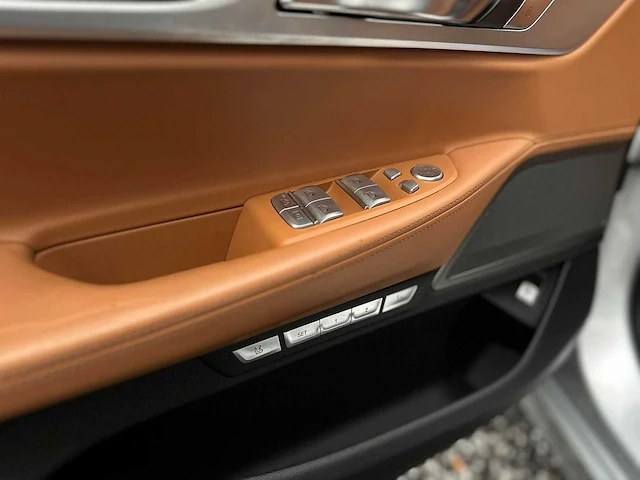 Bmw -7l xdrive , 2017 - afbeelding 16 van  31