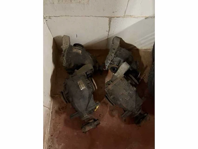 Bmw -differentieel (4x) - afbeelding 1 van  1