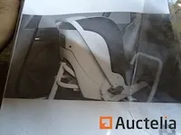 Bmw 0+ isofix kind auto zetel - afbeelding 11 van  13