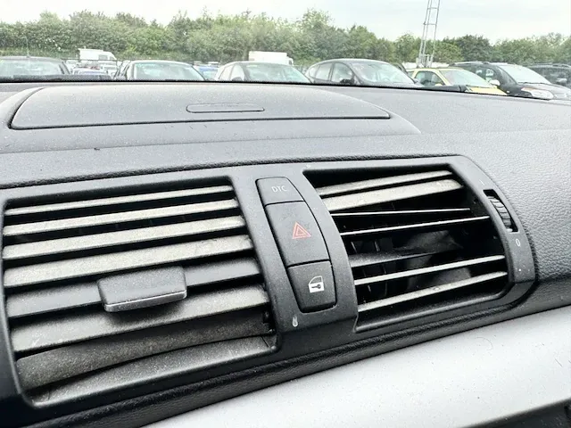 Bmw 1 hatch, 2008 - afbeelding 2 van  30