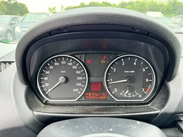 Bmw 1 hatch, 2008 - afbeelding 3 van  30