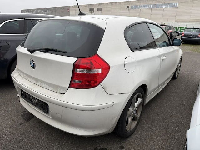 Bmw 1 hatch d,2011 - afbeelding 24 van  29