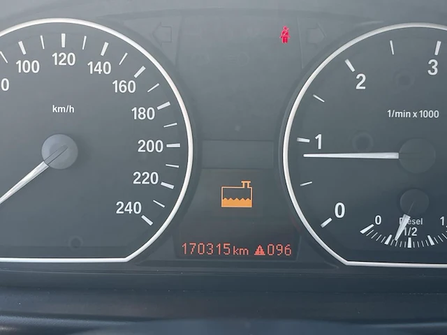 Bmw 1 hatch diesel, 2010 - afbeelding 35 van  37