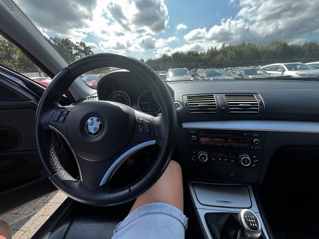 Bmw 1 hatch diesel, 2010 - afbeelding 36 van  37