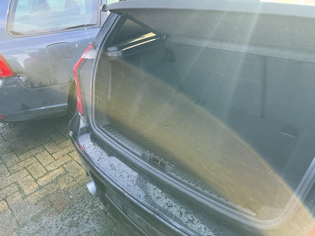 Bmw 1 hatch (e87) 116 d crossed flag, 2010 - afbeelding 9 van  20