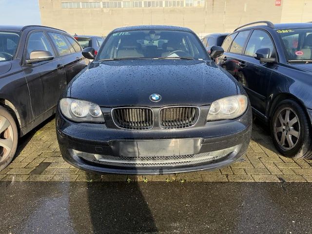 Bmw 1 hatch (e87) 116 d crossed flag, 2010 - afbeelding 12 van  20