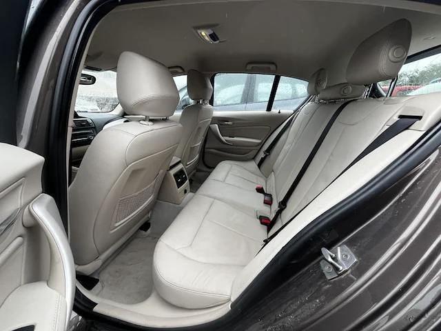 Bmw 1 hatch (f20) 118 d,2014 - afbeelding 13 van  28