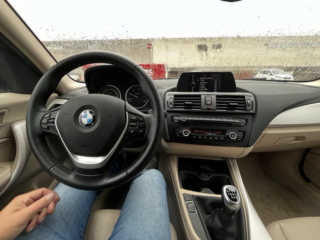 Bmw 1 hatch (f20) 118 d,2014 - afbeelding 26 van  28