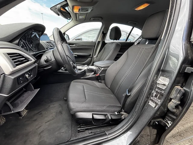 Bmw 1 hatch (f20 lci) 118i,2016 - afbeelding 18 van  19