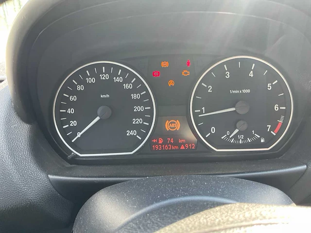 Bmw 1 personenauto - afbeelding 4 van  12