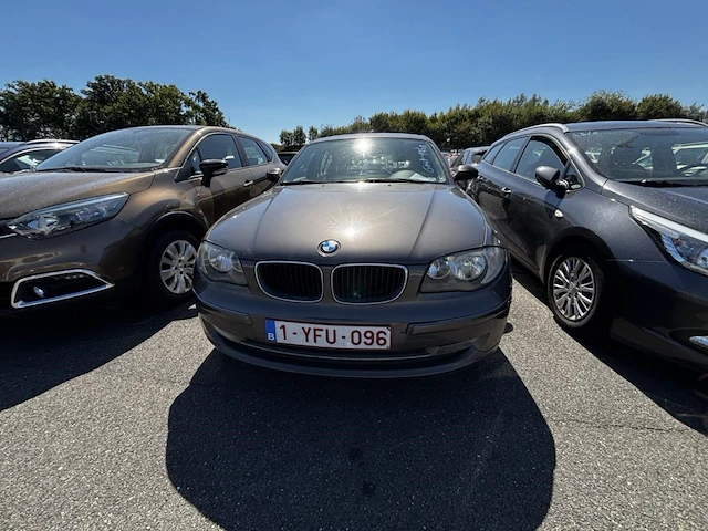 Bmw 116, 2007 - afbeelding 2 van  33
