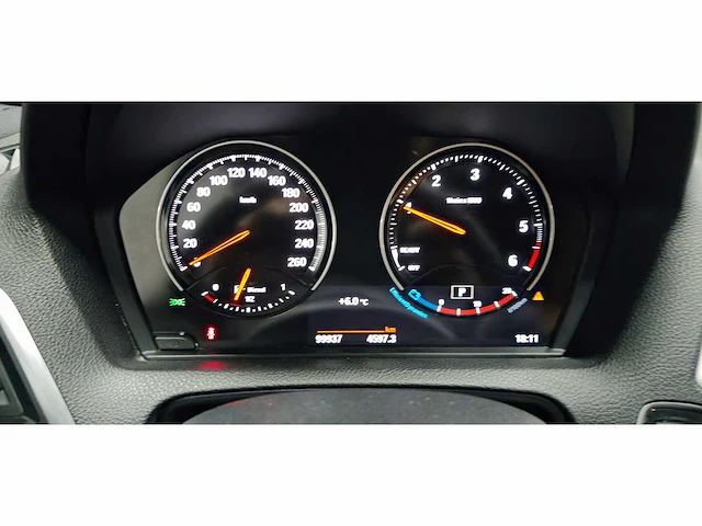 Bmw * 116 da * automaat * schuifdak / leder / sport velgen 19 * - 2018 - - afbeelding 19 van  38