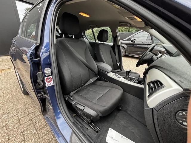 Bmw 116d, 2017 - afbeelding 16 van  33