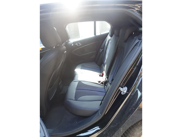 Bmw 116i a - afbeelding 6 van  19