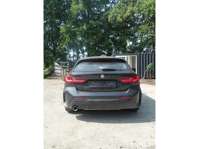 Bmw 116i a - afbeelding 13 van  19