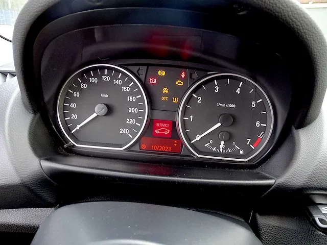 Bmw 116i, l-831-jd - afbeelding 33 van  49