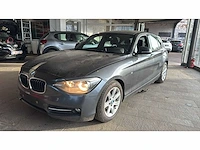 Bmw 116i personenauto - afbeelding 30 van  33