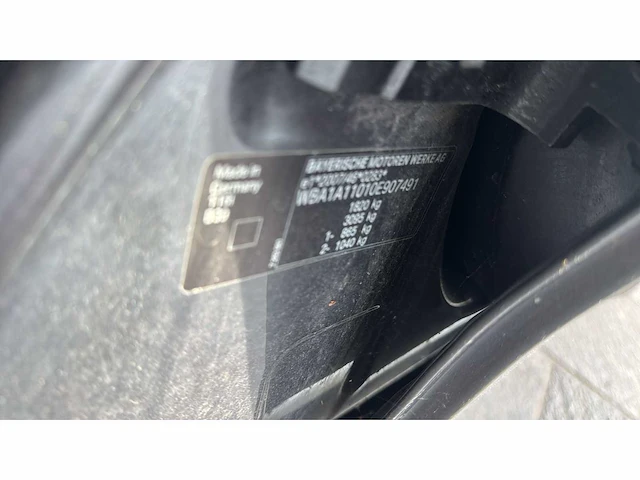 Bmw 116i personenauto - afbeelding 17 van  33