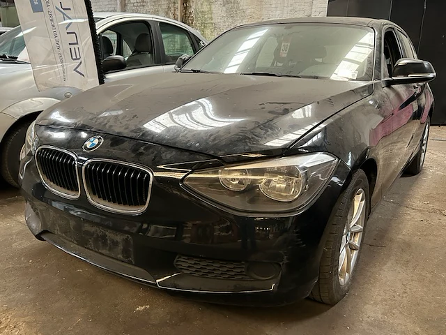Bmw 116i - afbeelding 1 van  10