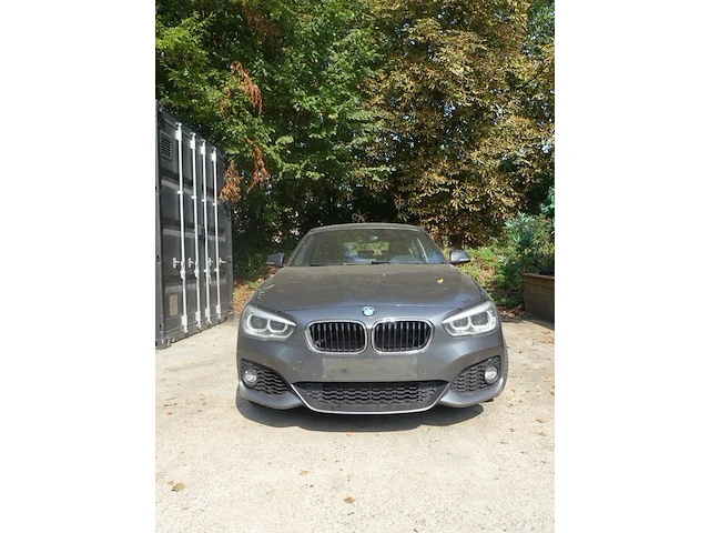 Bmw 116i - afbeelding 10 van  17