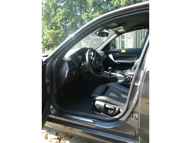 Bmw 116i - afbeelding 13 van  17