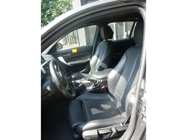 Bmw 116i - afbeelding 14 van  17