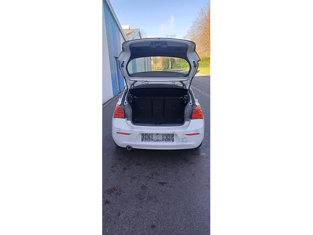 Bmw 118d - afbeelding 8 van  12