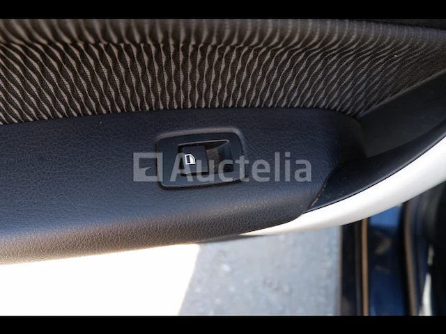 Bmw 118.i auto - afbeelding 20 van  68