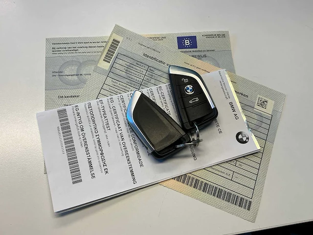 Bmw 2 personenauto - afbeelding 4 van  12