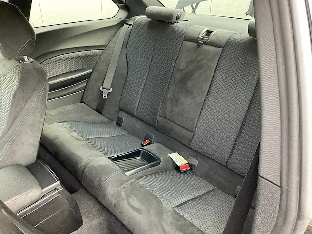 Bmw 240im - afbeelding 8 van  23