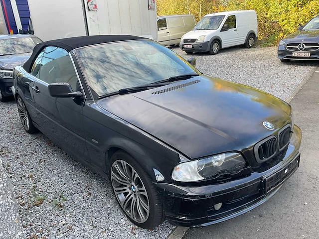 Bmw 3 cabriolet personenauto - afbeelding 7 van  12