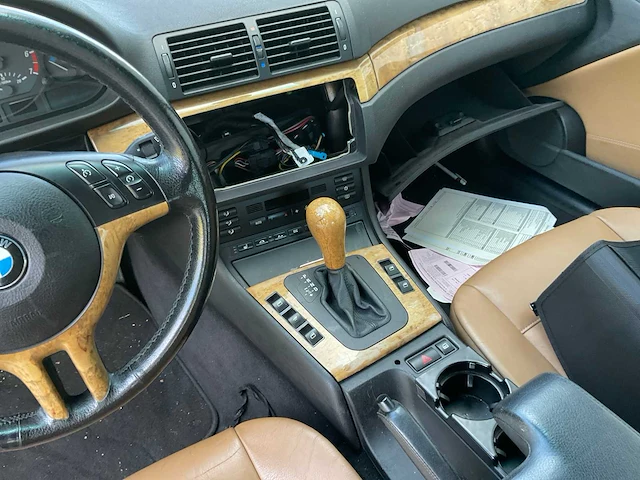 Bmw 3 cabriolet personenauto - afbeelding 12 van  12