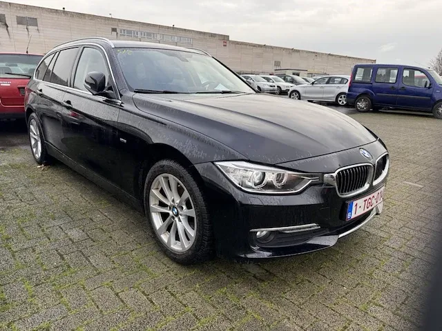 Bmw 3 sw (f31) 318 d blueperformance 136, 2015 - afbeelding 26 van  31