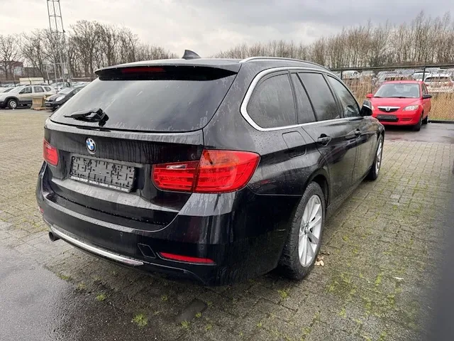 Bmw 3 sw (f31) 318 d blueperformance 136, 2015 - afbeelding 27 van  31