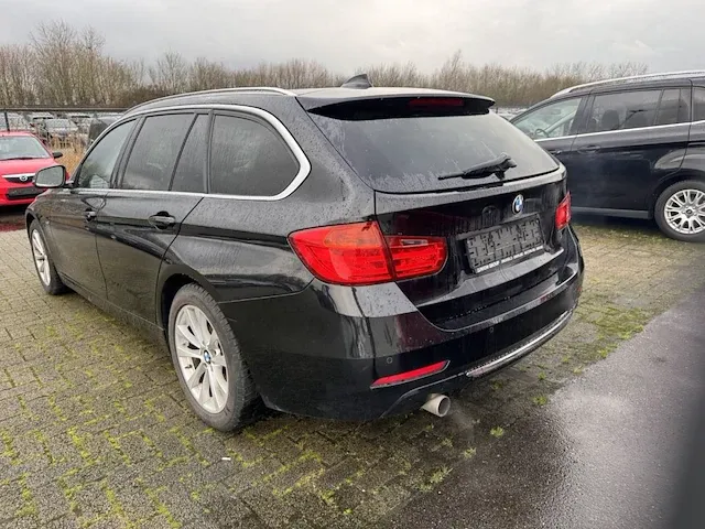 Bmw 3 sw (f31) 318 d blueperformance 136, 2015 - afbeelding 28 van  31