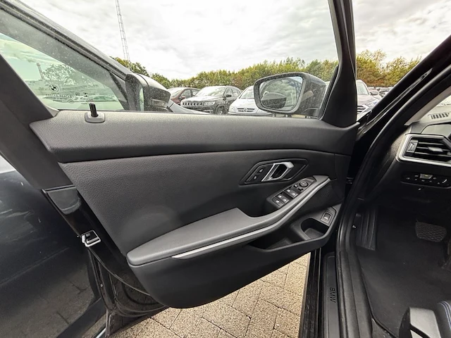 Bmw 3 sw (g21) 320ias opf 184 at,2020 - afbeelding 20 van  23