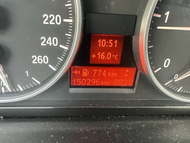 Bmw 316 d (e90) 116, 2010 - afbeelding 16 van  18