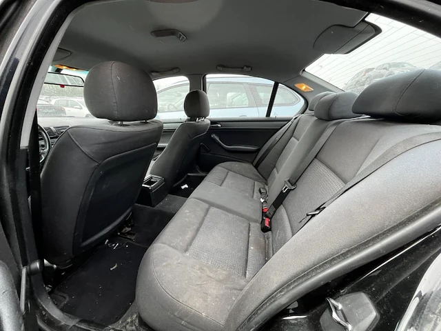 Bmw 318, 2005 - afbeelding 7 van  30
