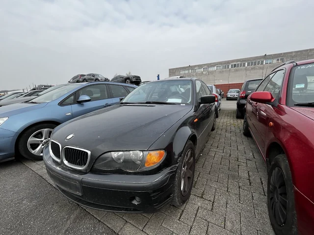 Bmw 318, 2005 - afbeelding 1 van  30
