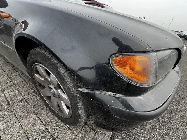 Bmw 318, 2005 - afbeelding 16 van  30