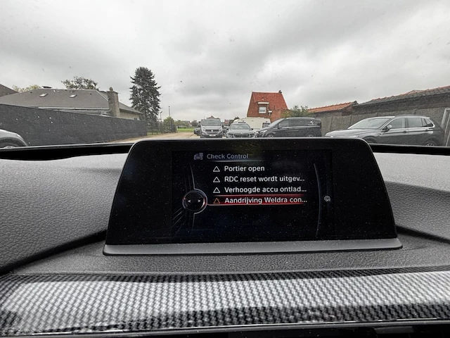 Bmw 318 d gt,2014 - afbeelding 14 van  43