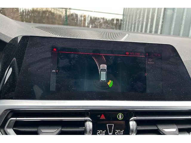 Bmw 318 d - afbeelding 13 van  27